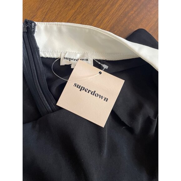 superdown Laurien Cross Front Jumpsuit in Black New Nwt Women's - Picture 7 of 9